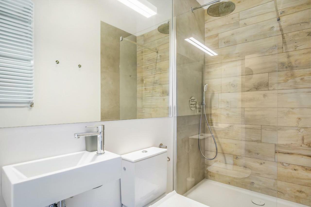 Apartments Poznan Mtp Bukowska By Noclegi Renters Luaran gambar